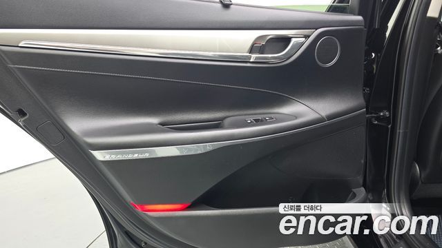 Hyundai Grandeur 2023 — photo 15