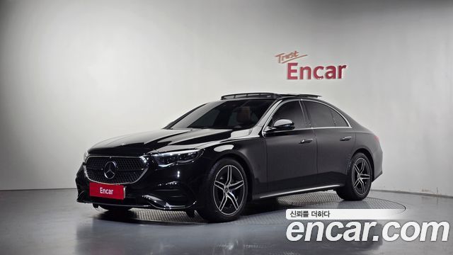 Mercedes-Benz E-Class 2026 — photo 1