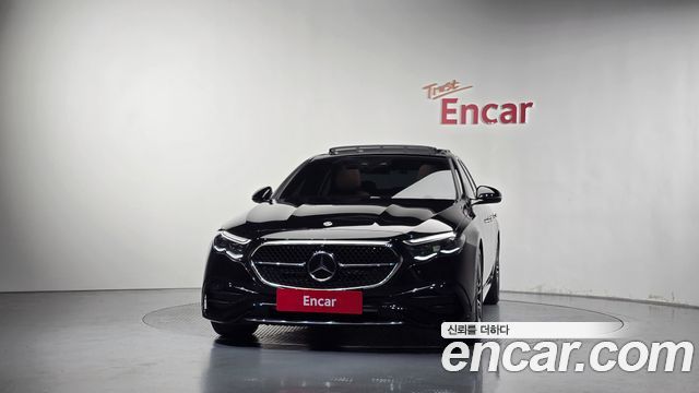 Mercedes-Benz E-Class 2026 — photo 3
