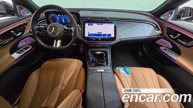 Mercedes-Benz E-Class 2026 — photo 7