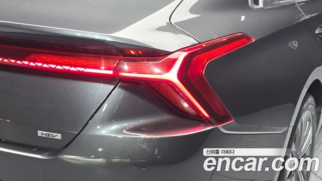 Kia K8 2022 — photo 9