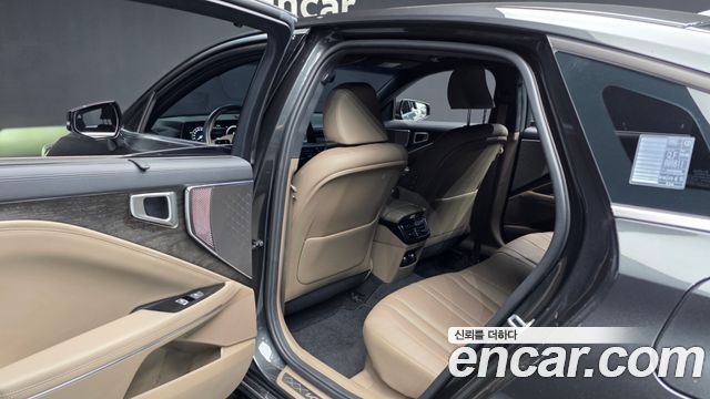 Kia K8 2022 — photo 16