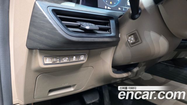 Kia K8 2022 — photo 29
