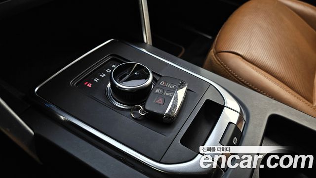 Land Rover Discovery Sport 2019 — photo 9