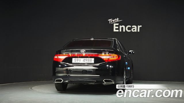 Hyundai Grandeur 2015 — photo 4