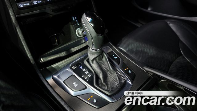 Hyundai Grandeur 2015 — photo 9