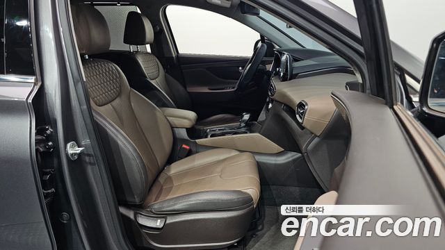 Hyundai Santafe 2020 — photo 16