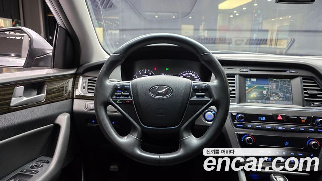 Hyundai Sonata 2016 — photo 14