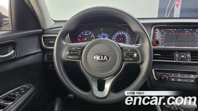Kia K5 2017 — photo 14