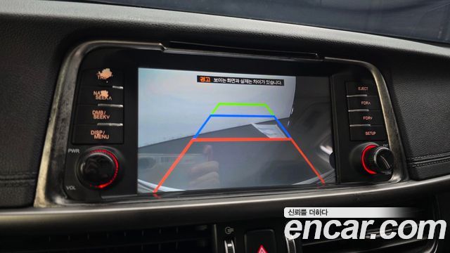 Kia K5 2017 — photo 18