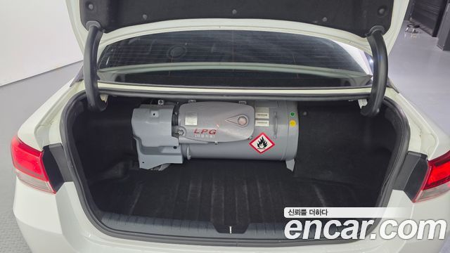 Kia K5 2017 — photo 20