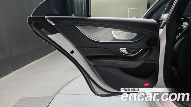 Mercedes-Benz CLS-Class 2020 — photo 15