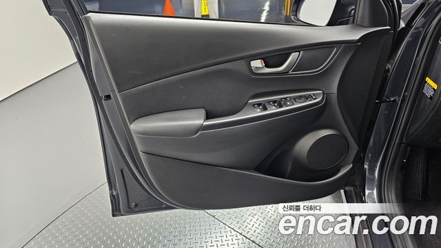 Hyundai Kona 2018 — photo 14