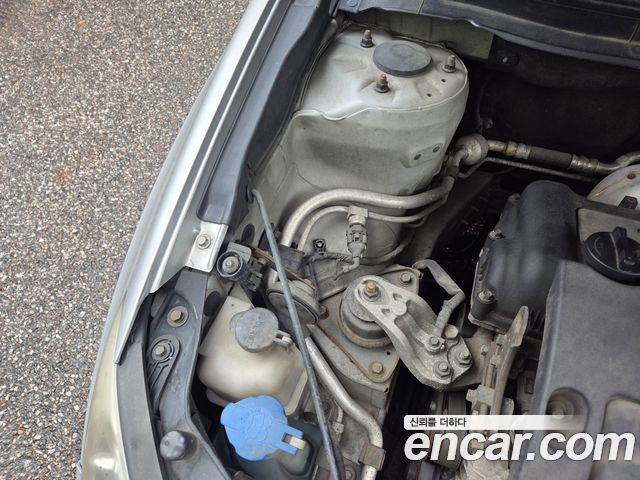 Hyundai AVANTE 2010 — photo 12