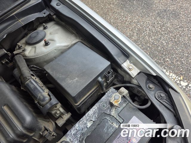 Hyundai AVANTE 2010 — photo 13