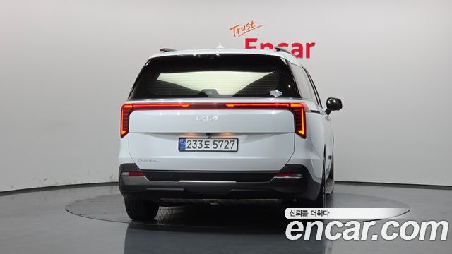 Kia Canival 2025 — photo 4