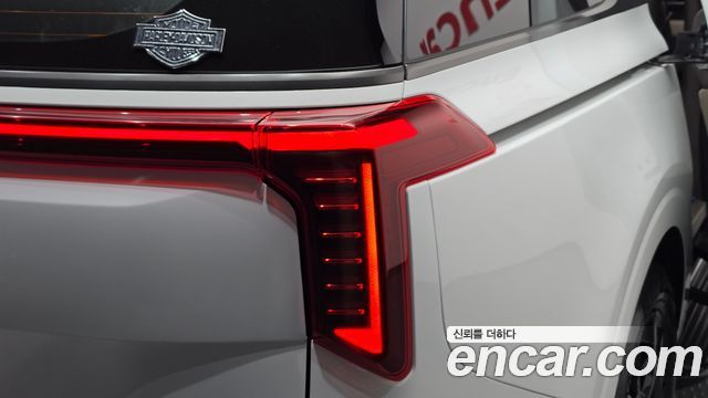 Kia Canival 2025 — photo 9