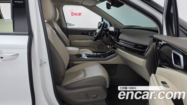 Kia Canival 2025 — photo 16