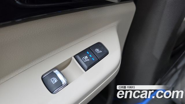 Kia Canival 2025 — photo 36