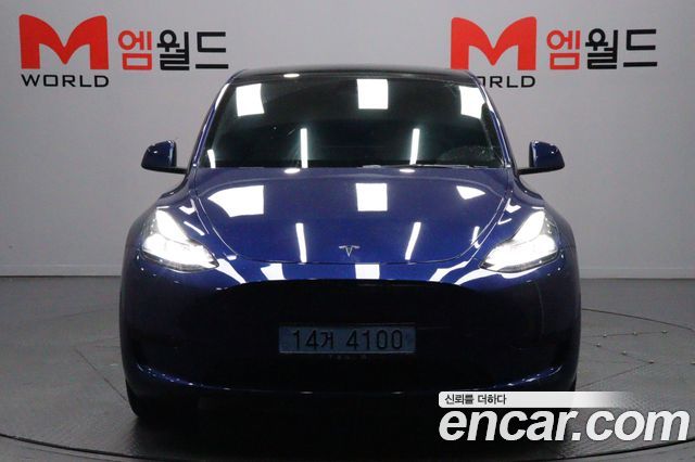 Tesla Model Y 2023 — photo 3