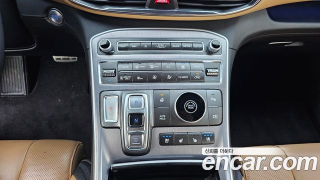 Hyundai Santafe 2023 — photo 12