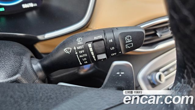 Hyundai Santafe 2023 — photo 26