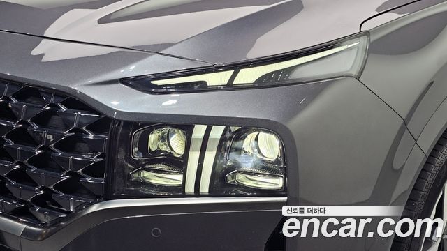 Hyundai Santafe 2023 — photo 8