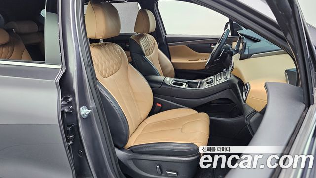 Hyundai Santafe 2023 — photo 16