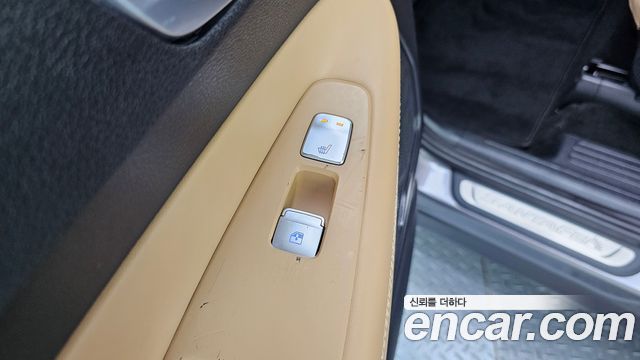 Hyundai Santafe 2023 — photo 29