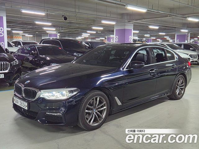 BMW 5-Series 2018 — photo 1
