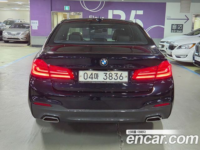 BMW 5-Series 2018 — photo 4