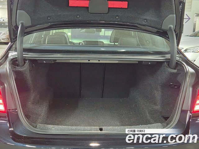 BMW 5-Series 2018 — photo 5