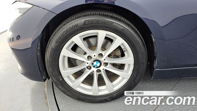 BMW 3-Series 2016 — photo 5