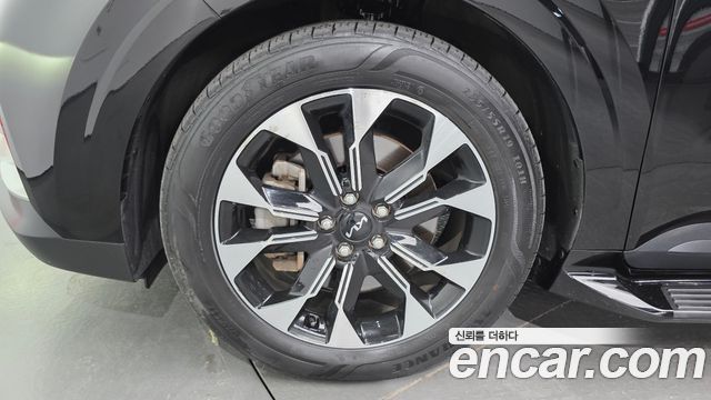 Kia Canival 2023 — photo 5