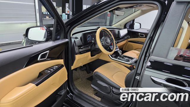 Kia Canival 2023 — photo 13