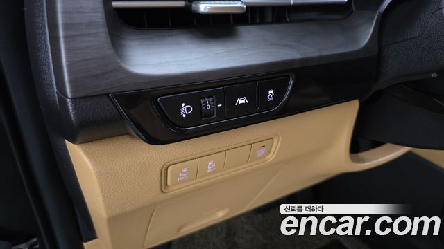 Kia Canival 2023 — photo 20