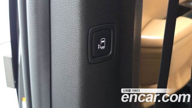 Kia Canival 2023 — photo 29