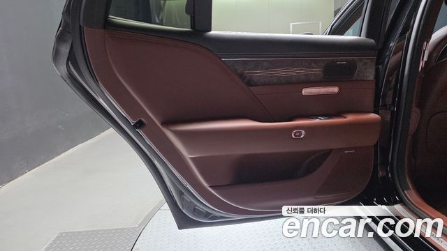 Genesis G90 2024 — photo 15
