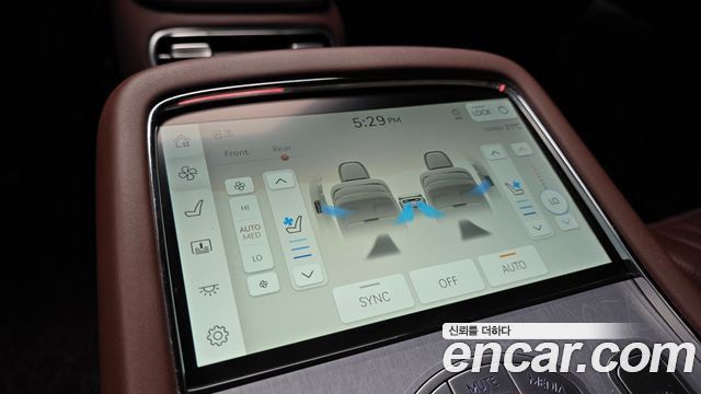 Genesis G90 2024 — photo 29
