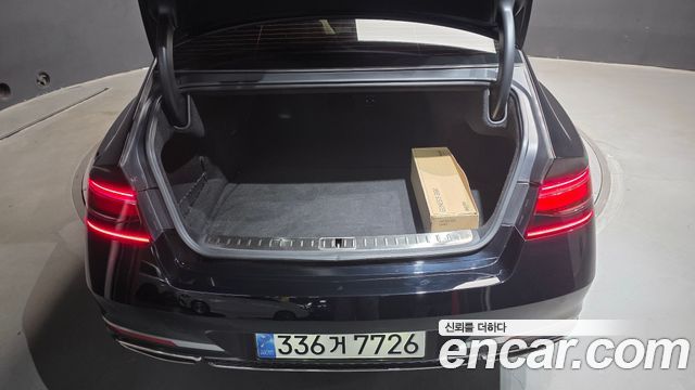 Genesis G90 2024 — photo 32