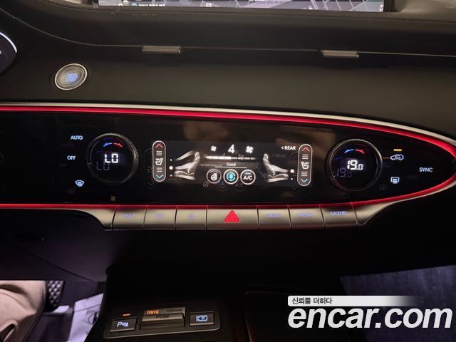 Genesis GV70 2021 — photo 9