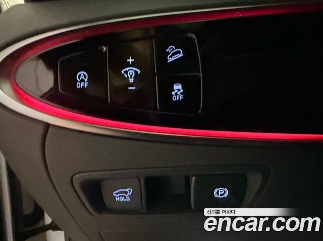 Genesis GV70 2021 — photo 11