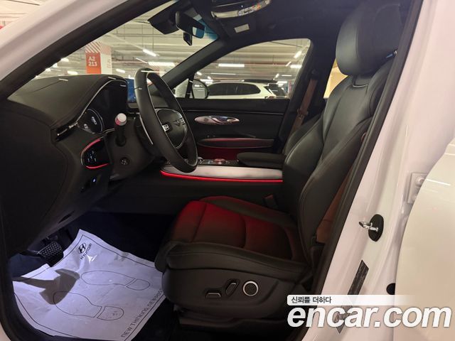Genesis GV70 2021 — photo 16