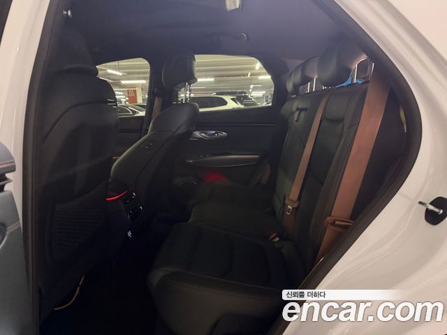 Genesis GV70 2021 — photo 17