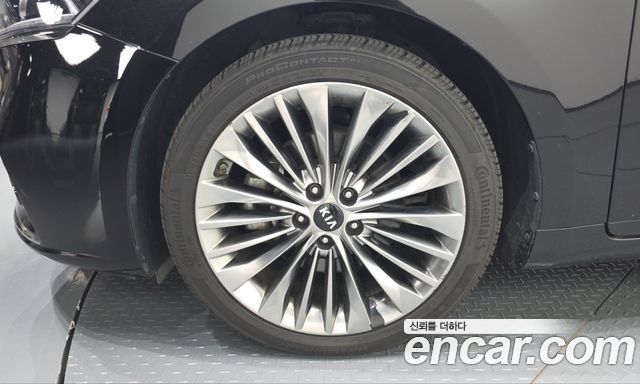 Kia K7 2017 — photo 5