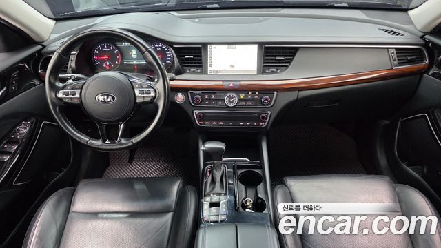 Kia K7 2017 — photo 10