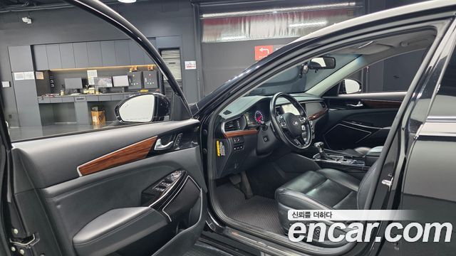 Kia K7 2017 — photo 13