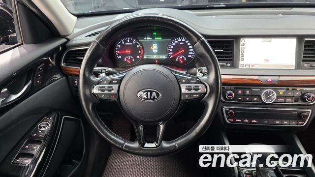 Kia K7 2017 — photo 19