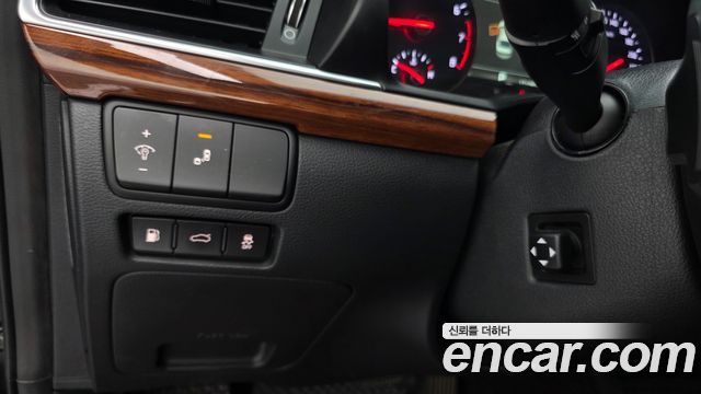 Kia K7 2017 — photo 26