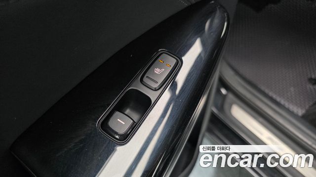 Kia K7 2017 — photo 33